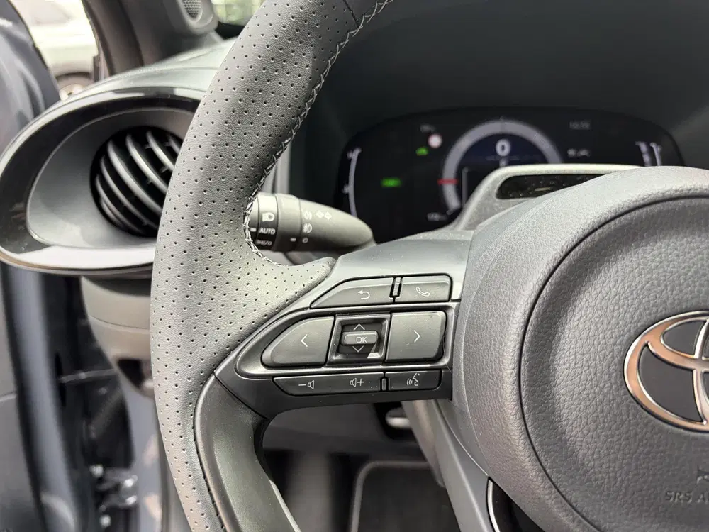 Toyota Aygo X Hybrid 115 GR Sport uit 2026, foto 13