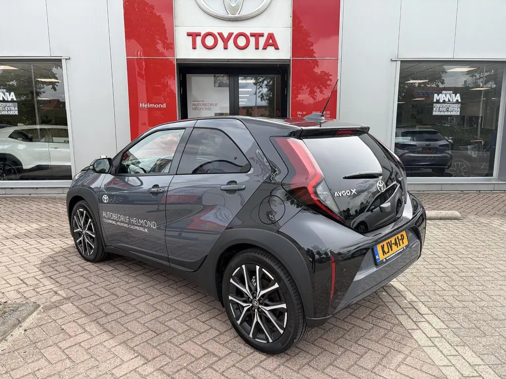 Toyota Aygo X Hybrid 115 GR Sport uit 2026, foto 3