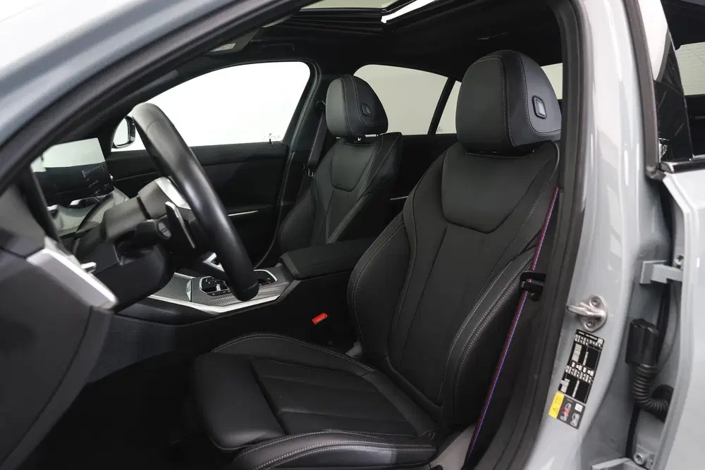 BMW 3-serie 330e M Sport Automaat uit 2026, foto 10