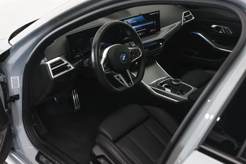 BMW 3-serie 330e M Sport Automaat uit 2026, foto 9