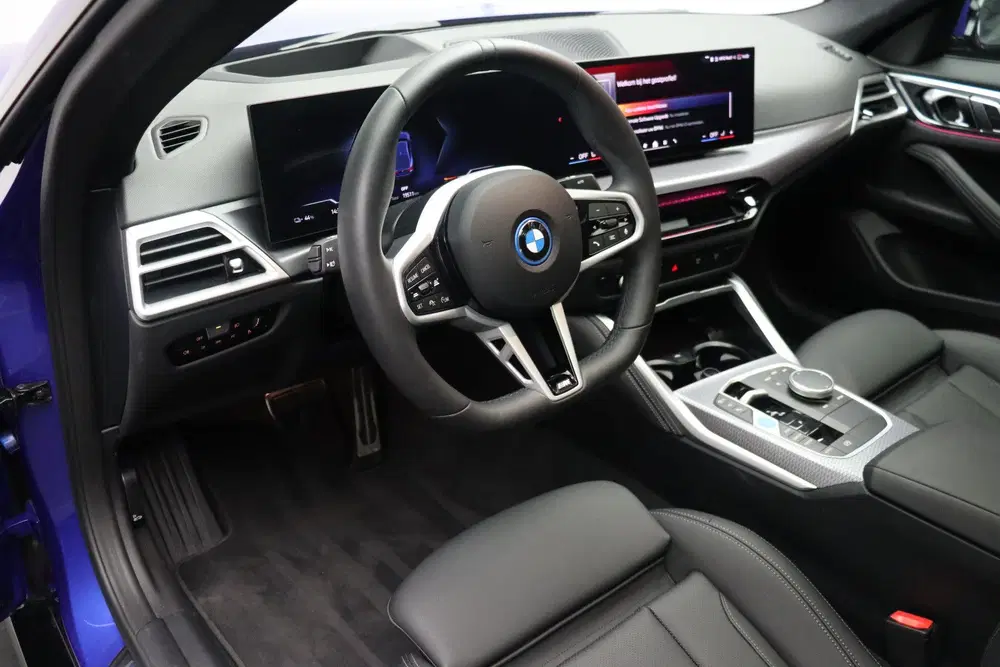 BMW i4 eDrive40 M Sport uit 2025, foto 12