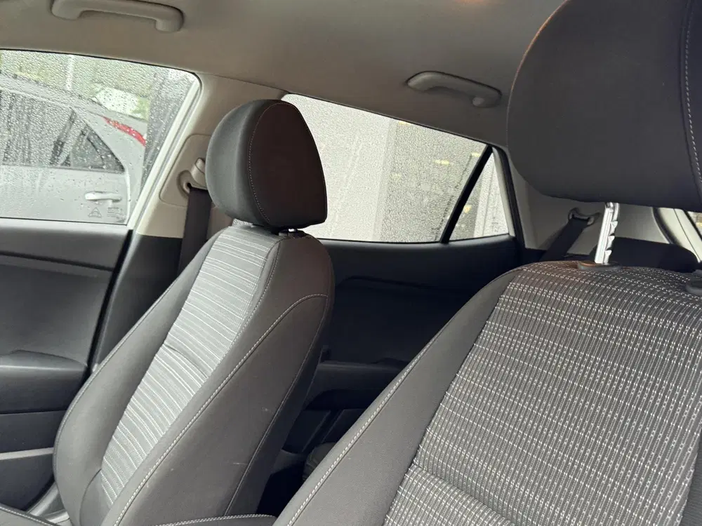 Kia Stonic 1.0 T-GDi DynamicPlusLine Trekhaak uit 2019, foto 2
