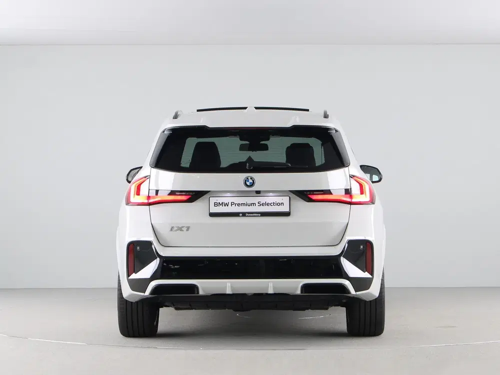 BMW iX1 eDrive20 67 kWh M-sport Pro Edition (bj 20 uit 2026, foto 10