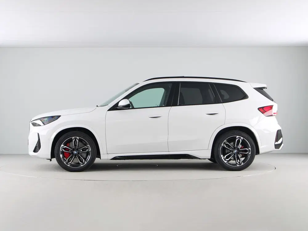 BMW iX1 eDrive20 67 kWh M-sport Pro Edition (bj 20 uit 2026, foto 12