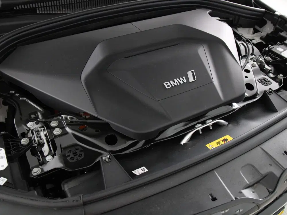 BMW iX1 eDrive20 67 kWh M-sport Pro Edition (bj 20 uit 2026, foto 4