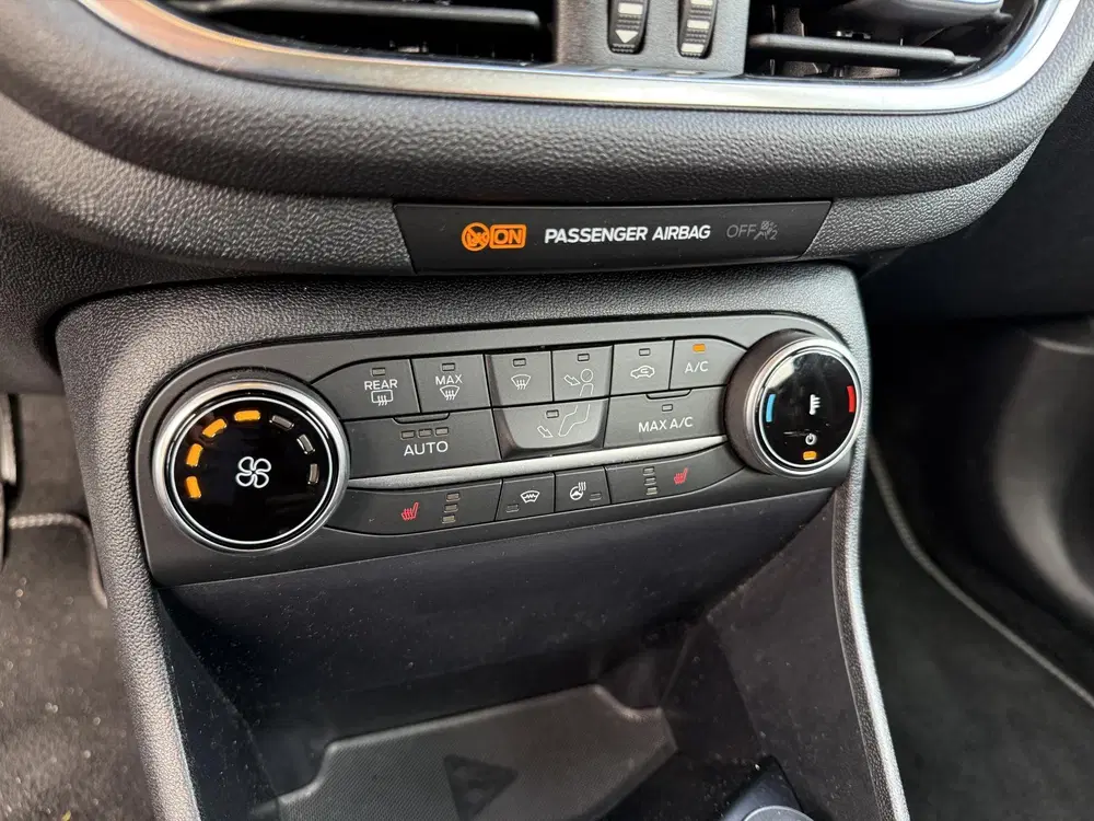 Ford Fiesta 1.0 EcoBoost Hybrid Titanium 125PK Winter uit 2023, foto 13