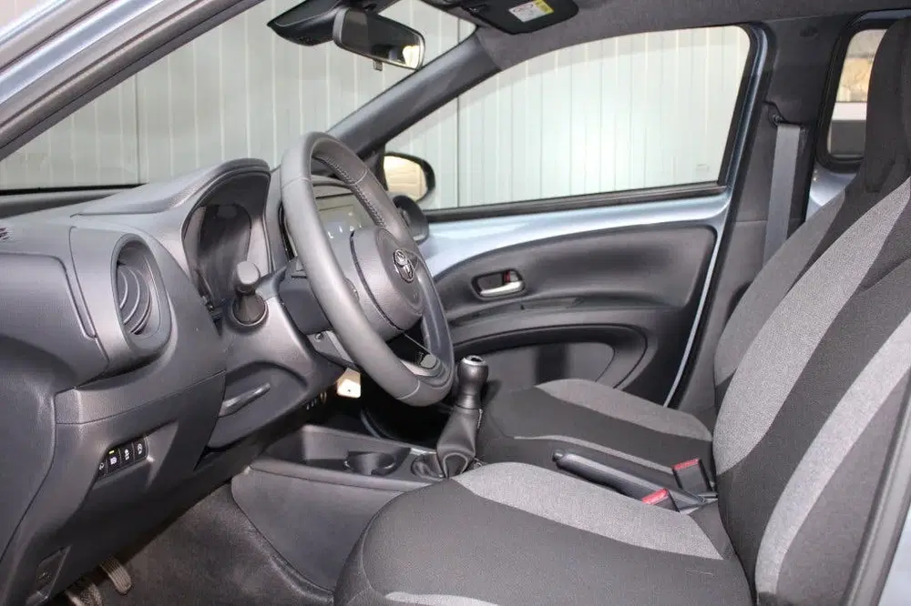 Toyota Aygo X 1.0 VVT-i MT First uit 2025, foto 3