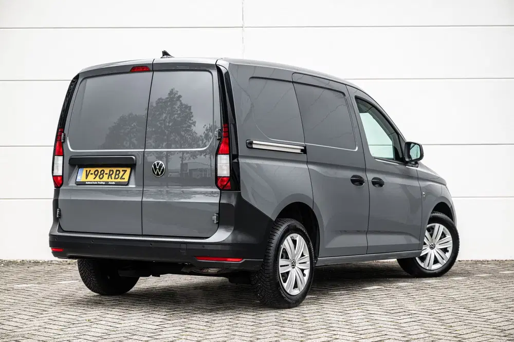 Volkswagen Caddy 1.5 TSI 114pk Style uit 2022, foto 2
