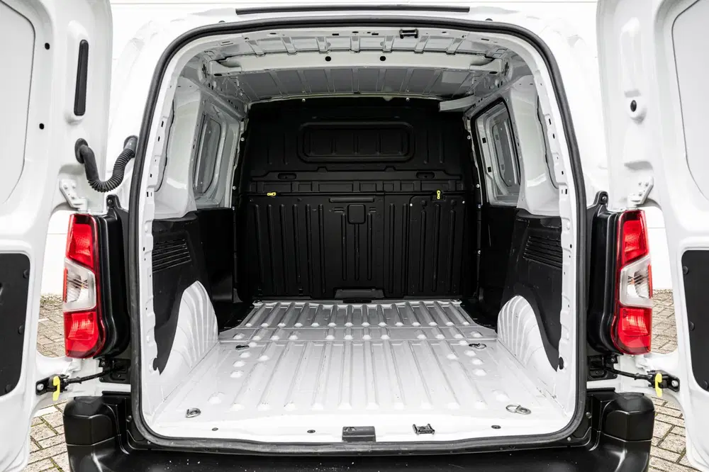 Peugeot Partner 1.2 PureTech 110pk MARGE 3-PRS uit 2023, foto 10