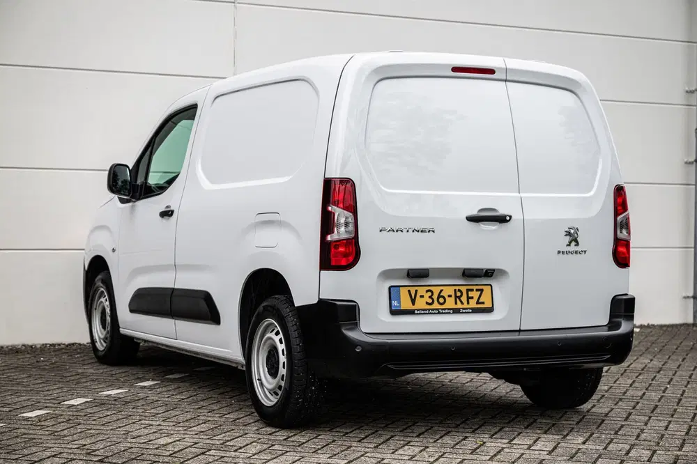 Peugeot Partner 1.2 PureTech 110pk MARGE 3-PRS uit 2023, foto 11