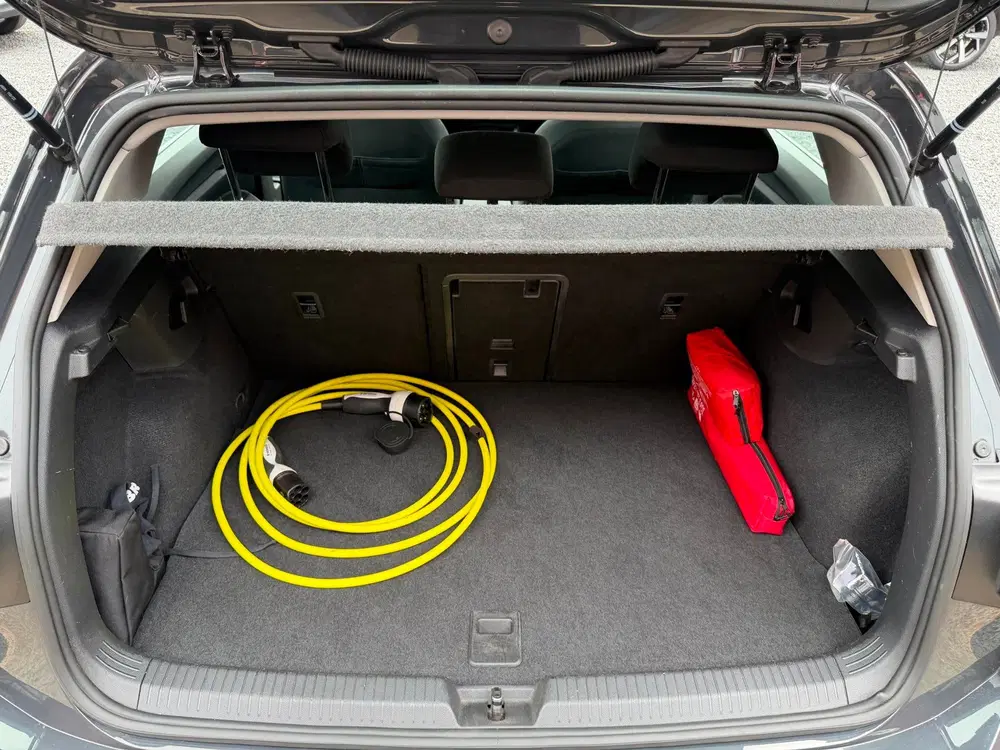 Volkswagen Golf PHEV 1.4 eHybrid Style uit 2022, foto 14