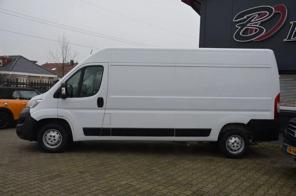 Citroën Jumper Citroen JUMPER 2.2 Blue HDI 165PK 3500 L3H uit 2022, foto 2
