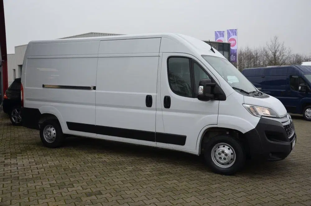 Citroën Jumper Citroen JUMPER 2.2 Blue HDI 165PK 3500 L3H uit 2022, foto 4