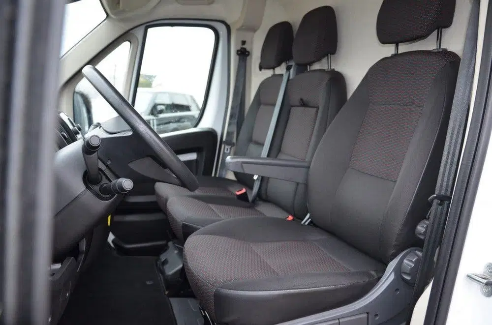 Citroën Jumper Citroen JUMPER 2.2 Blue HDI 165PK 3500 L3H uit 2022, foto 8