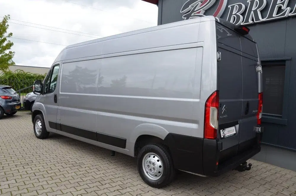 Citroën Jumper Citroen JUMPER 2.2HDI L3H2 uit 2021, foto 3