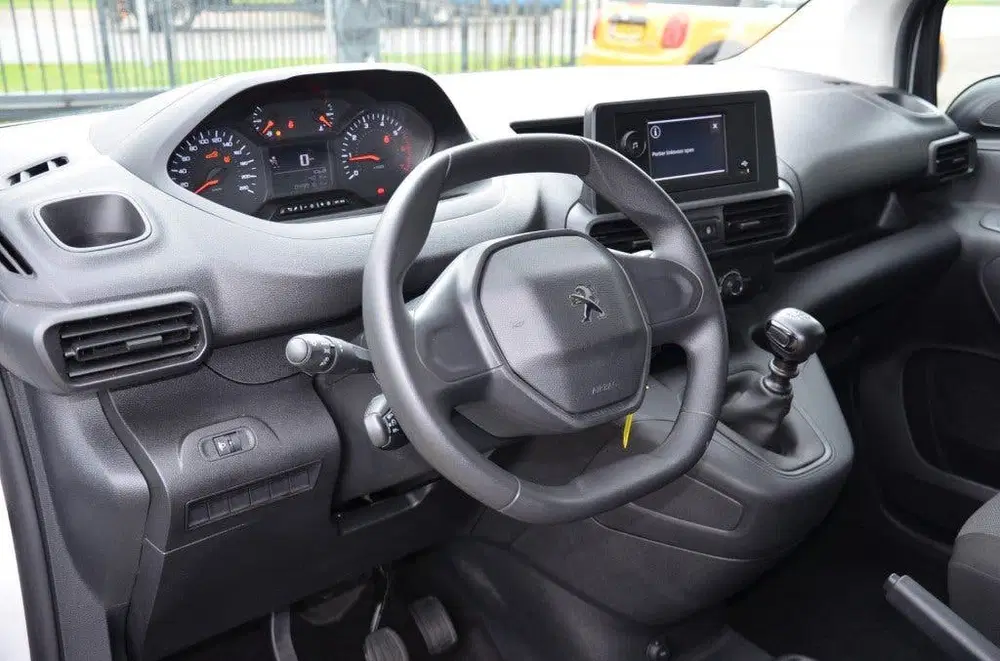 Peugeot Partner 1.5 BLUEHDI 100 uit 2023, foto 9