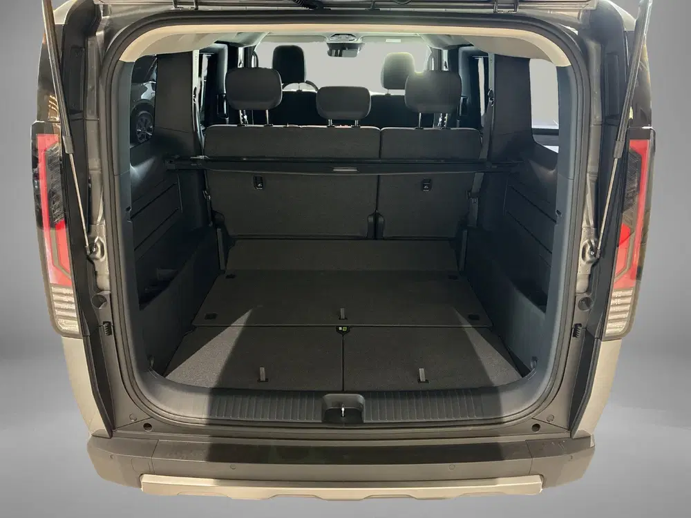 Kia PV5 Passenger Elite 71.2 kWh uit 2026, foto 2
