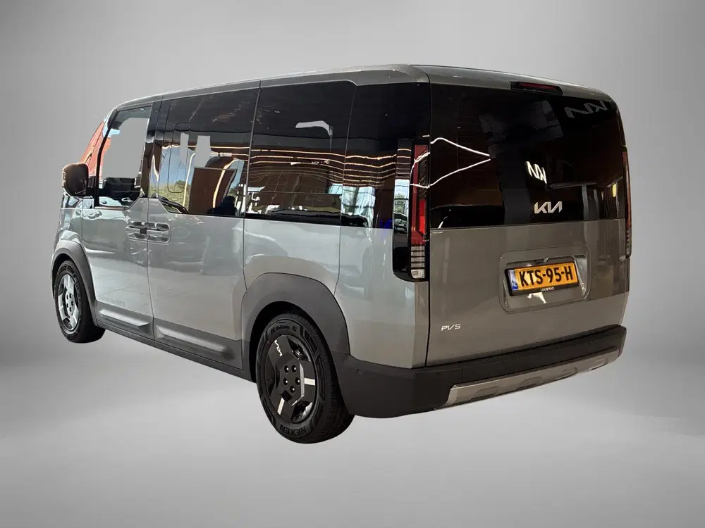 Kia PV5 Passenger Elite 71.2 kWh uit 2026, foto 7
