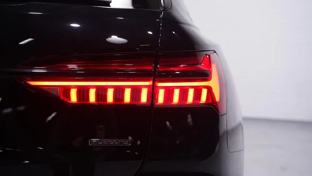 Audi A6 50 TFSI e 299 pk Quattro S Line Panodak uit 2024, foto 15