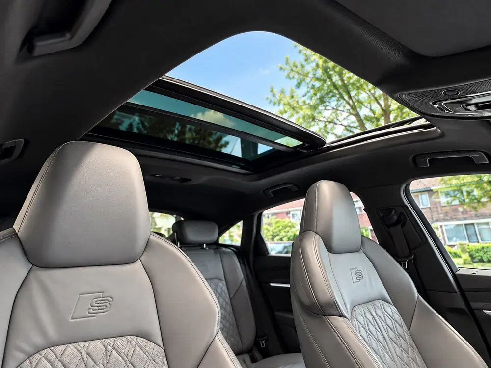 Audi e-tron 55 quattro S edition 95 kWh RS SEATS P uit 2021, foto 11