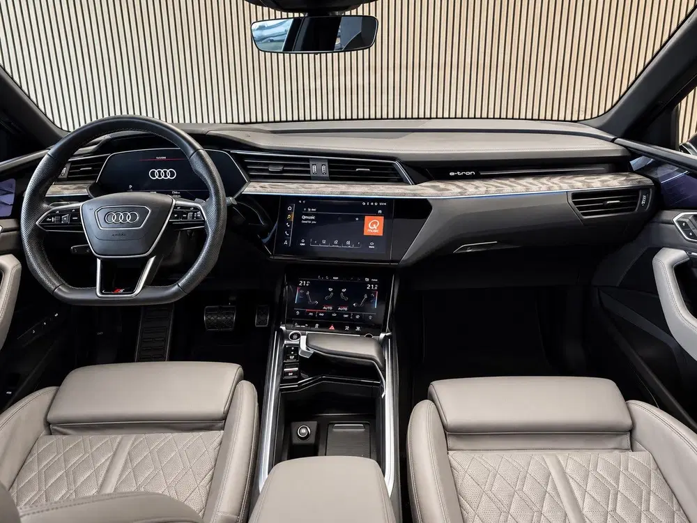 Audi e-tron 55 quattro S edition 95 kWh RS SEATS P uit 2021, foto 14