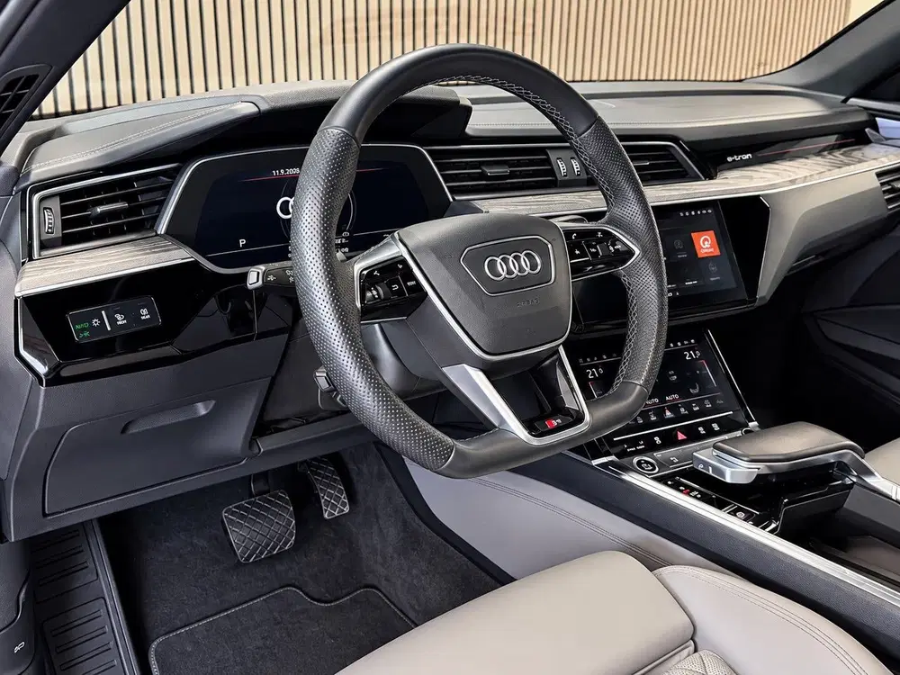 Audi e-tron 55 quattro S edition 95 kWh RS SEATS P uit 2021, foto 15