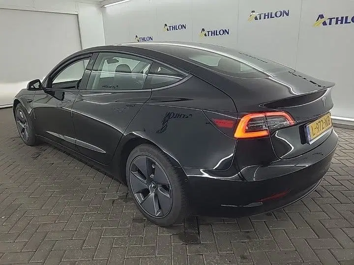 Tesla Model 3 Long Range AWD uit 2021, foto 4