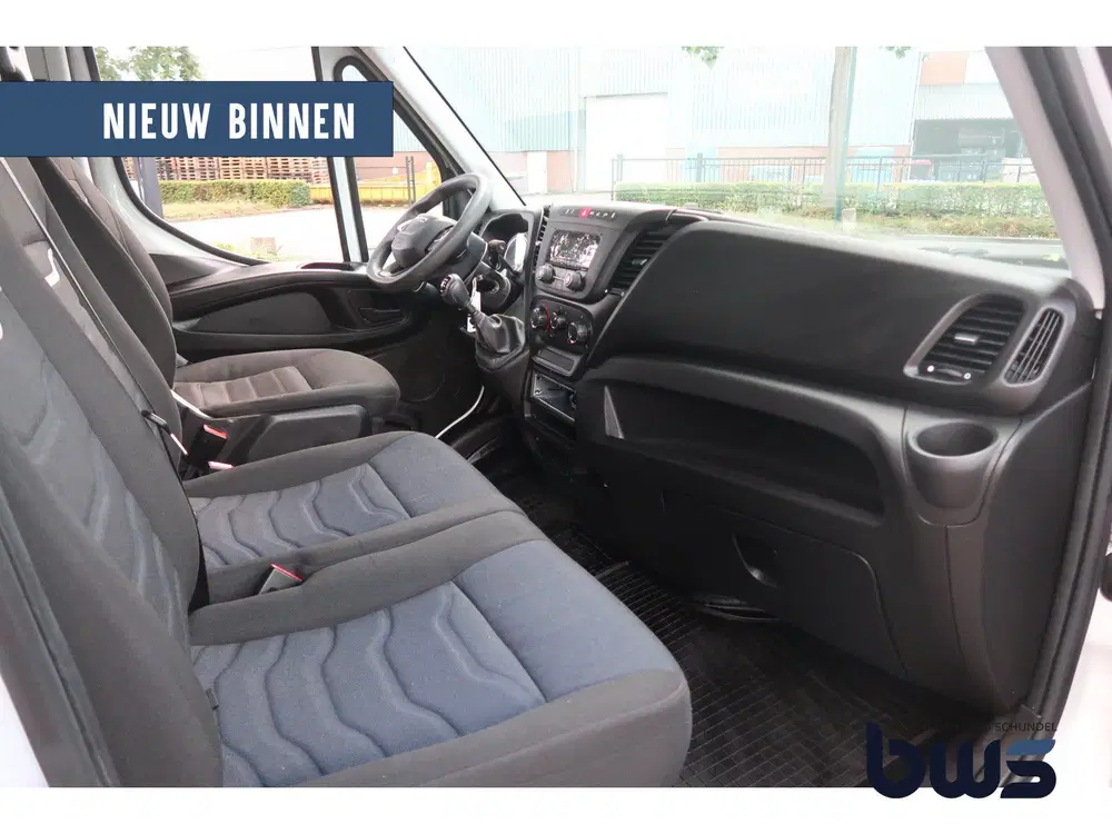 Iveco Daily 35S18HV 3.0 Laadklep uit 2021, foto 6