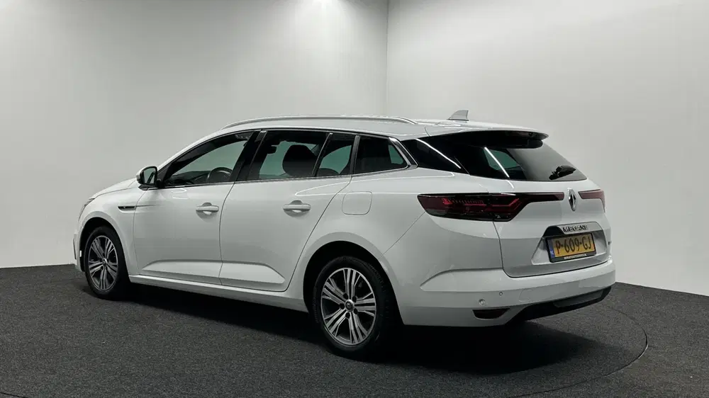 Renault Megane 1.6 E-Tech Plug-In Hybrid 160 Intens S uit 2022, foto 10