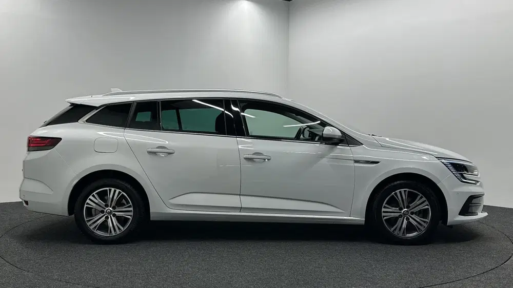 Renault Megane 1.6 E-Tech Plug-In Hybrid 160 Intens S uit 2022, foto 13