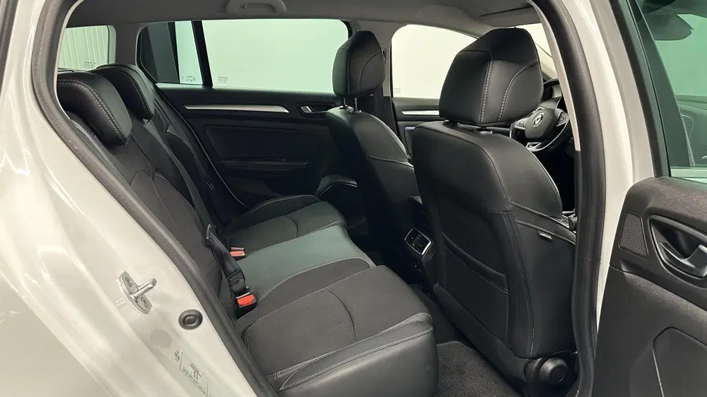 Renault Megane 1.6 E-Tech Plug-In Hybrid 160 Intens S uit 2022, foto 5