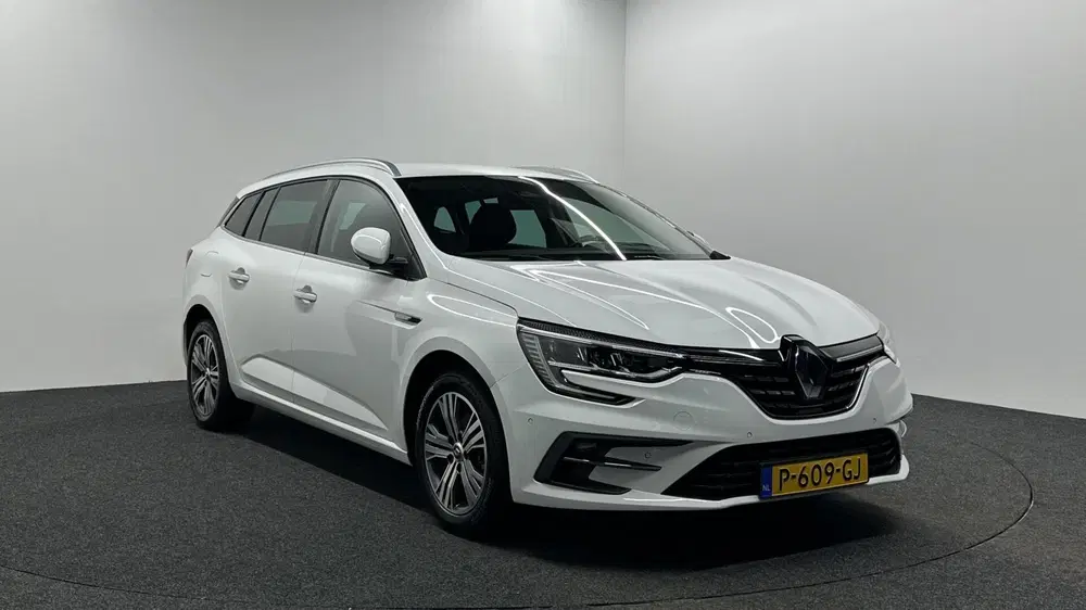 Renault Megane 1.6 E-Tech Plug-In Hybrid 160 Intens S uit 2022, foto 9