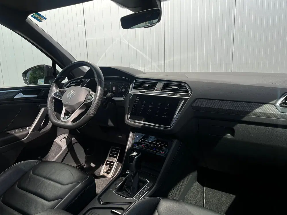Volkswagen Tiguan 1.5 TSI R-Line Business+ uit 2021, foto 12