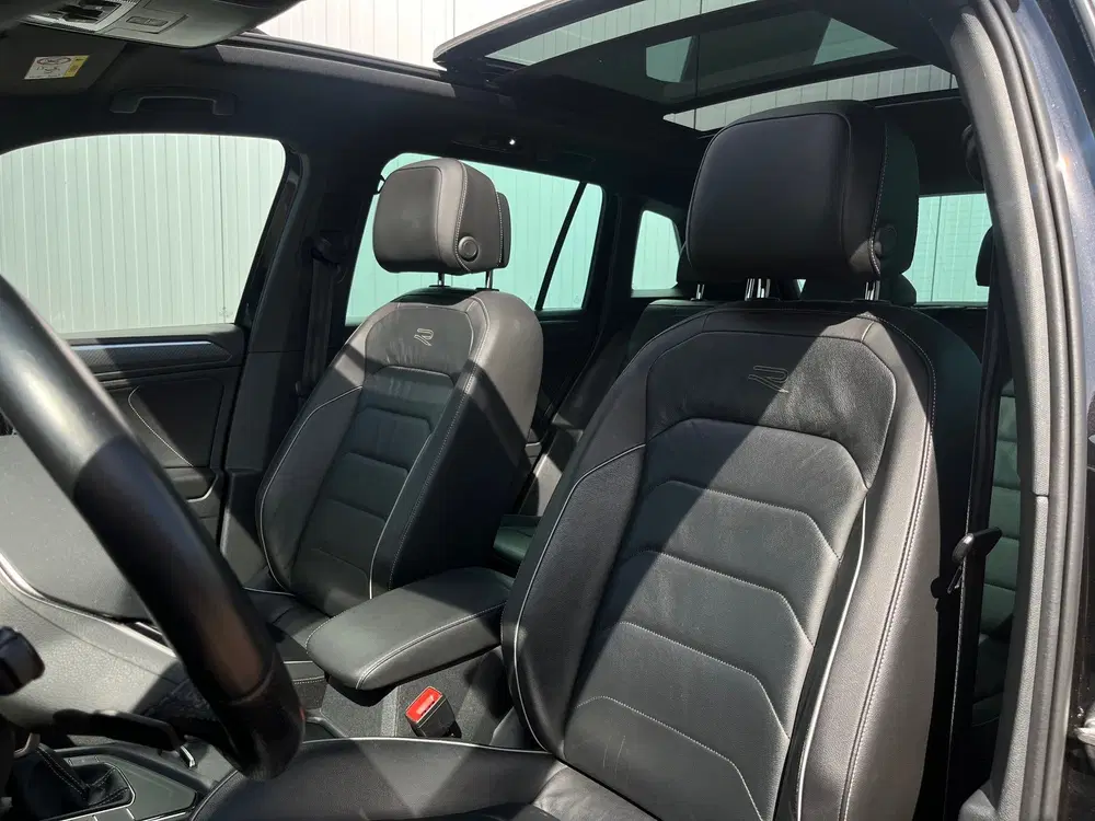 Volkswagen Tiguan 1.5 TSI R-Line Business+ uit 2021, foto 3