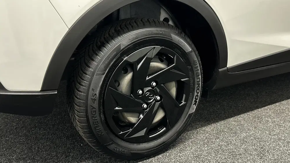 Hyundai BAYON 1.0 T-GDI Comfort DAB LED AIRCO CRUISE. uit 2023, foto 13