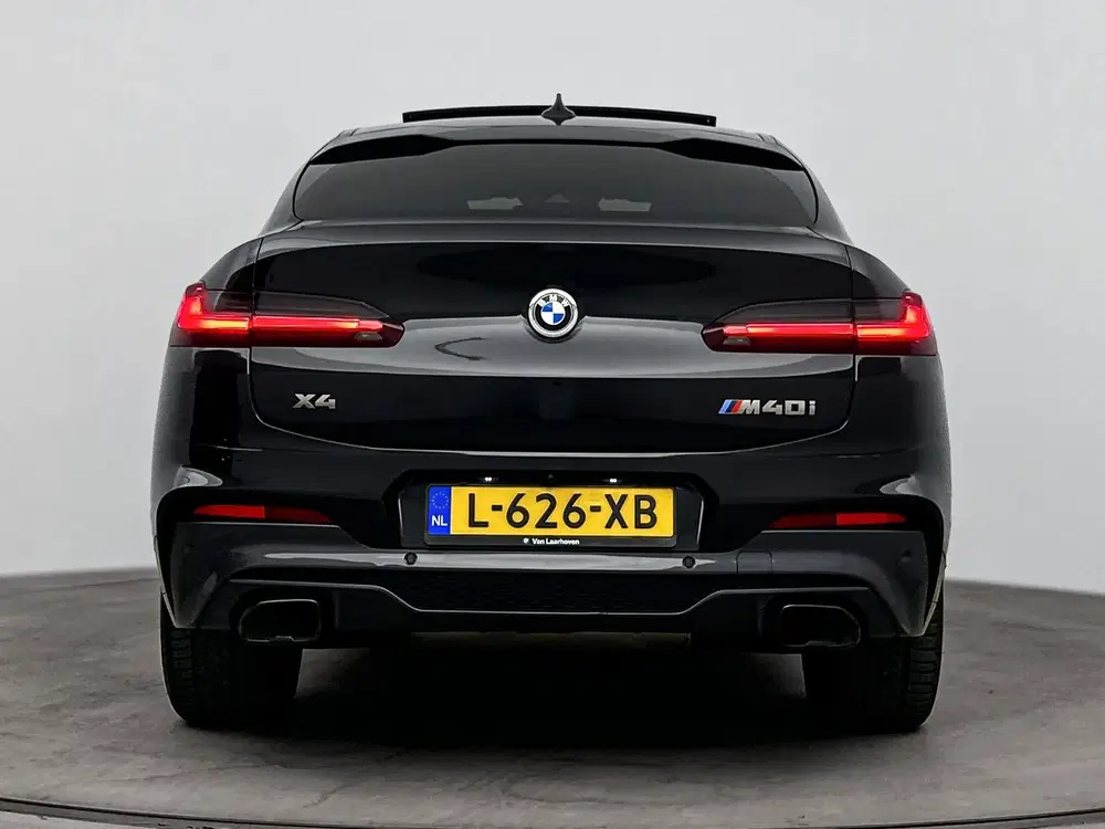 BMW X4 M40i High Executive Automaat uit 2021, foto 3