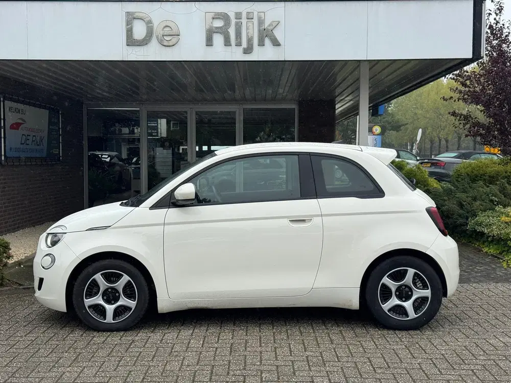 Fiat 500 Passion 42 kWh (SoH 92%) uit 2021, foto 2