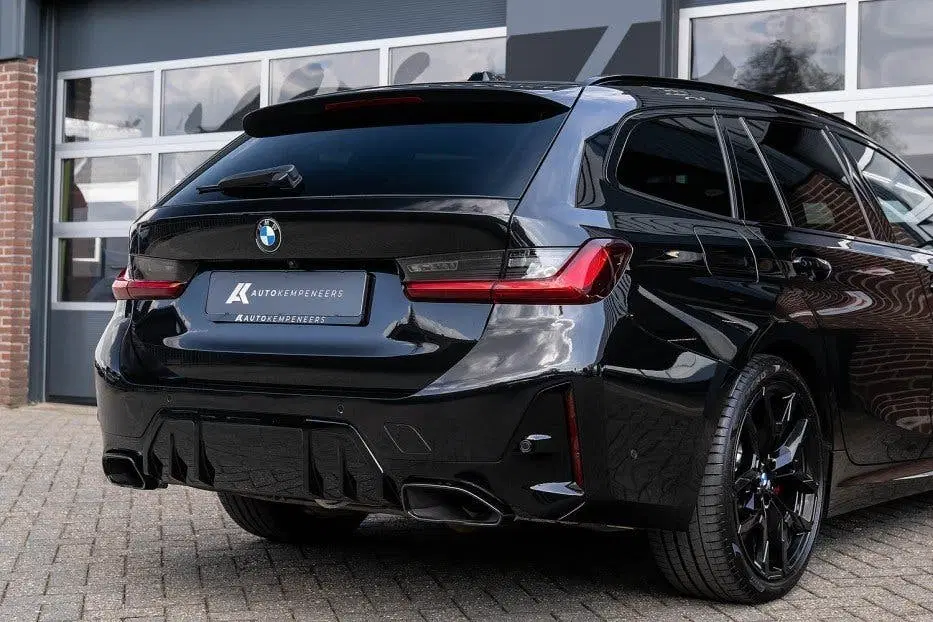 BMW 3-serie M340i xDrive Touring uit 2025, foto 4