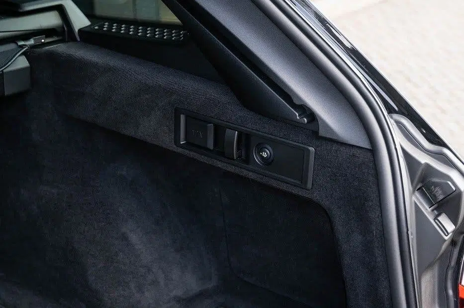 BMW 3-serie M340i xDrive Touring uit 2025, foto 7