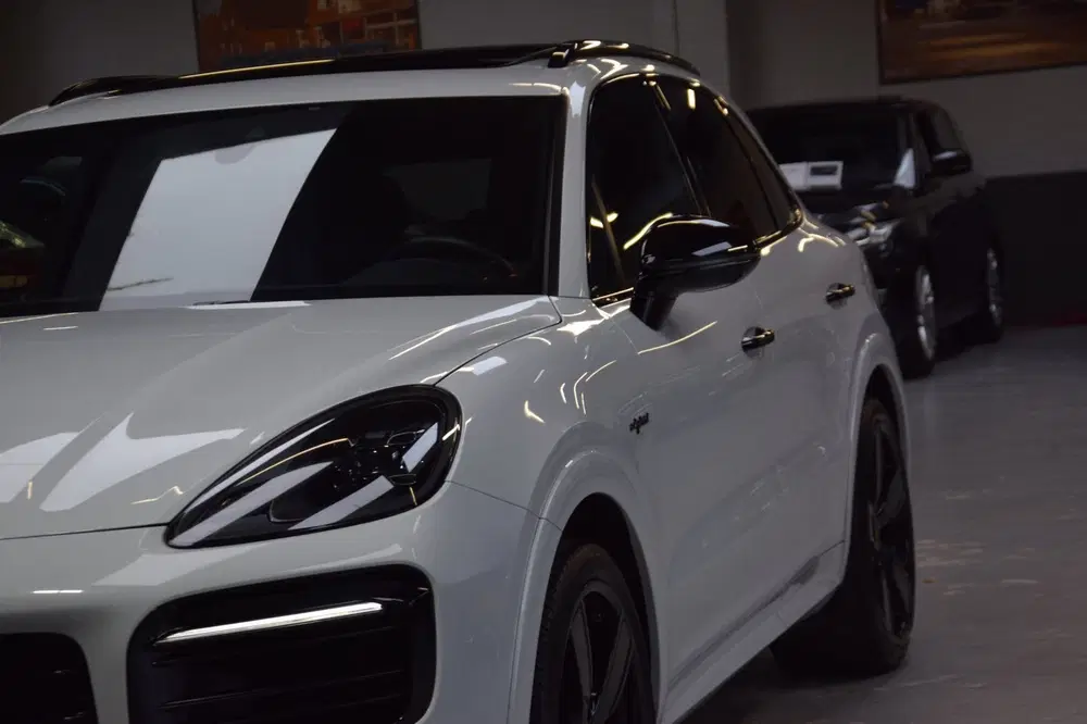 Porsche Cayenne 3.0 E-Hybrid Platinum Edition Navi uit 2023, foto 10