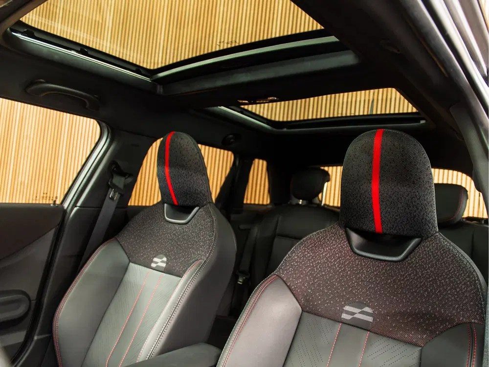 Mini John Cooper Works 2.0 Cooper S John Cooper Works XL JCW uit 2025, foto 14