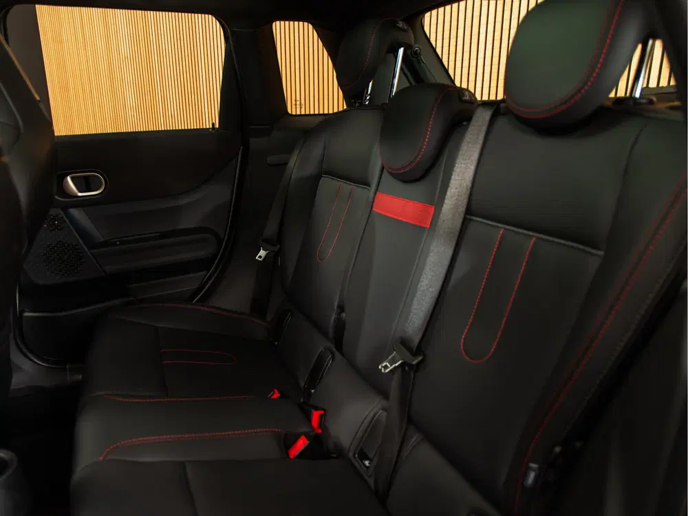 Mini John Cooper Works 2.0 Cooper S John Cooper Works XL JCW uit 2025, foto 15