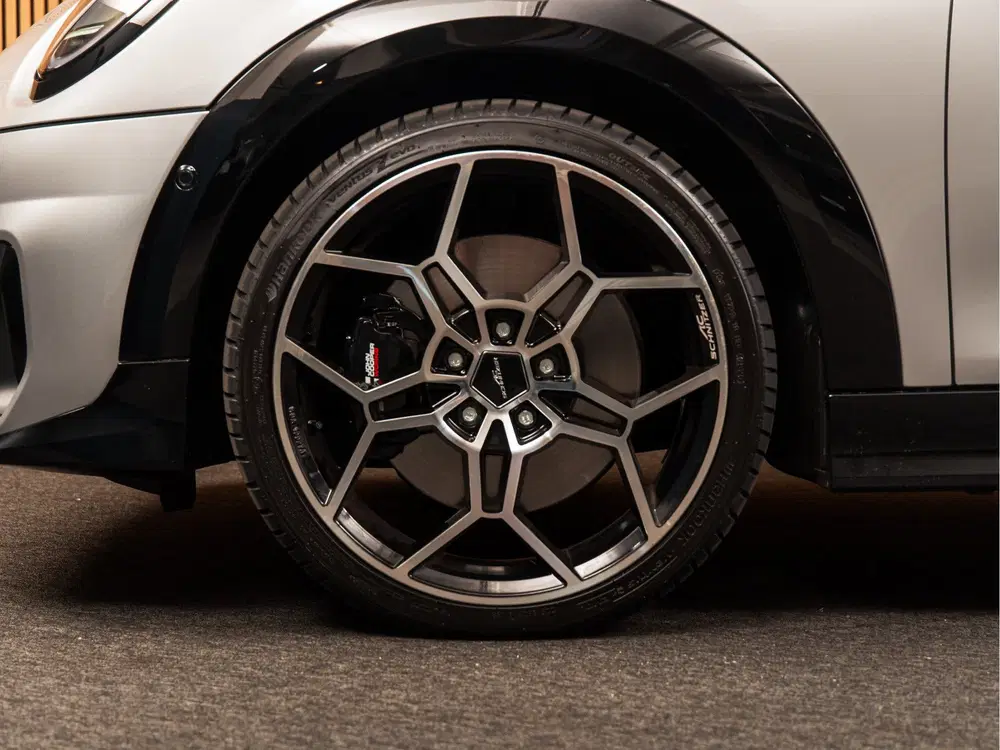 Mini John Cooper Works 2.0 Cooper S John Cooper Works XL JCW uit 2025, foto 9