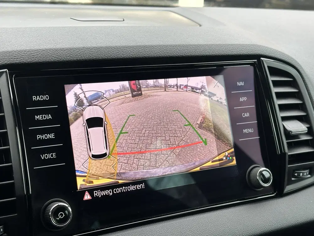 Skoda Karoq 1.5 TSI ACT Sportline uit 2021, foto 14