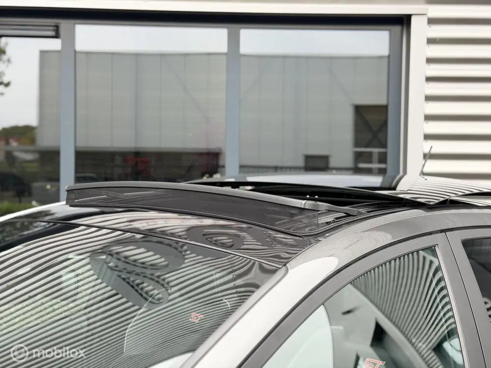 Ford Fiesta 1.5 EcoBoost ST-3 200PK 1e EIG Pano TOPSTA uit 2019, foto 5
