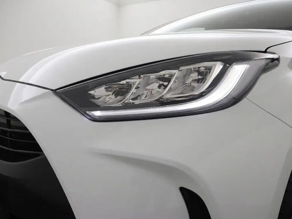 Toyota Yaris 1.5 Hybrid 115 Dynamic I NIEUW & DIRECT LE uit 2025, foto 10