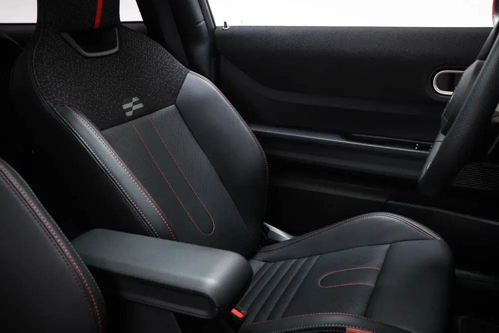 Mini John Cooper Works 2.0 JCW John Cooper Works XL uit 2025, foto 15