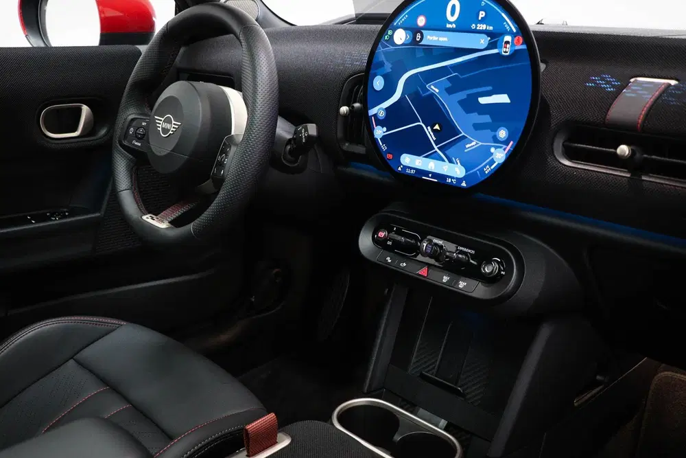 Mini John Cooper Works 2.0 JCW John Cooper Works XL uit 2025, foto 3