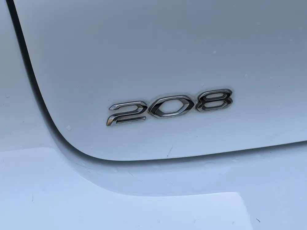 Peugeot 208 1.2 PureTech Active Pack uit 2022, foto 11