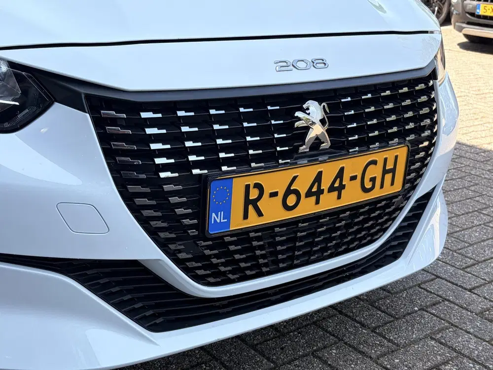 Peugeot 208 1.2 PureTech Active Pack uit 2022, foto 12